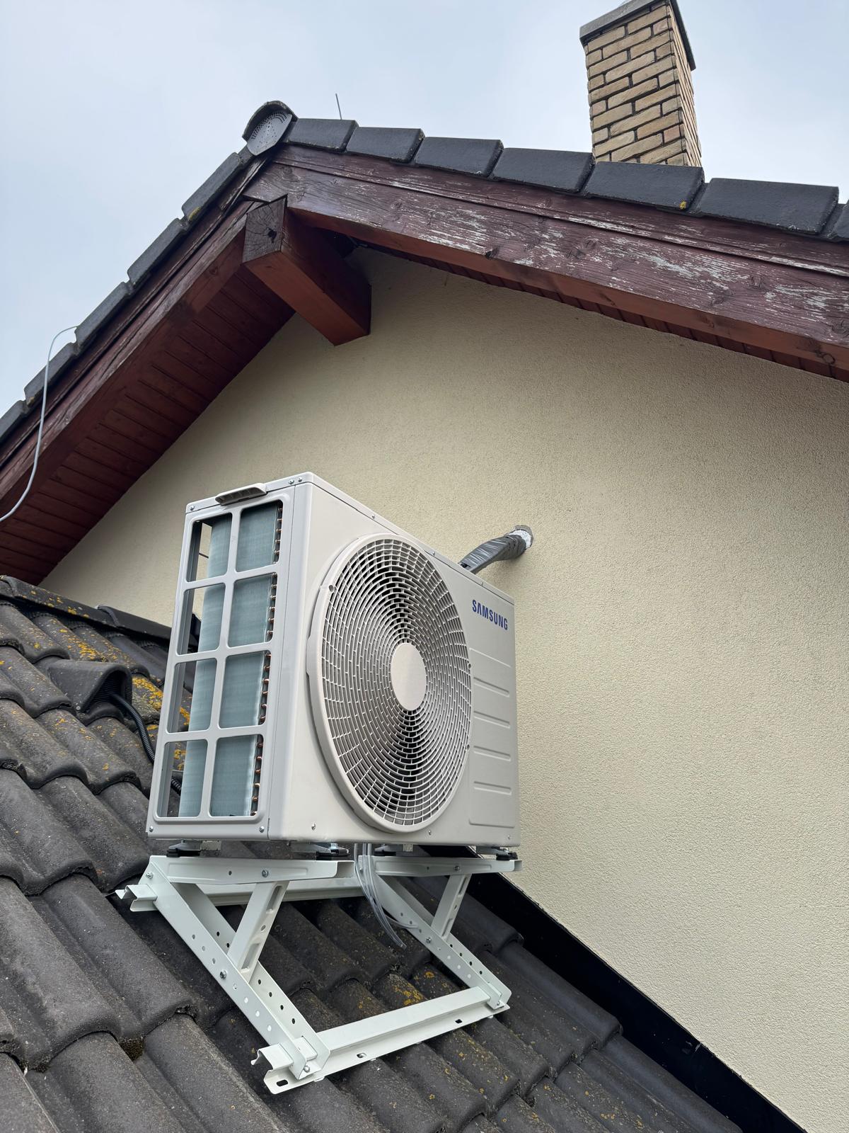 Instalace klimatizace na střeše